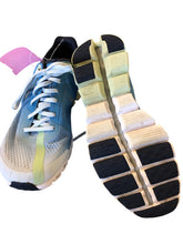Load image into Gallery viewer, 9 ON CLOUD Shoes
