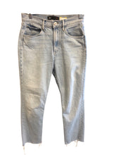 Load image into Gallery viewer, Size 2 3 X 1 NYC Jeans

