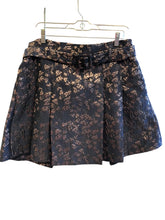 Load image into Gallery viewer, Size 10 CLUB MONACO Skirt
