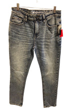 Load image into Gallery viewer, BUFFALO Size 33/30 Jeans
