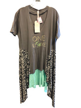 Load image into Gallery viewer, Size M/L THE MORGAN FACTORY Top
