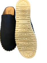 Load image into Gallery viewer, 7.5 ALEX MARIE Shoes
