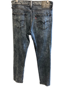 LEVIS Size 34/32 Jeans
