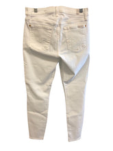 Load image into Gallery viewer, Size 6 7 FOR ALL MANKIND Jeans
