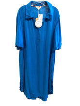 Load image into Gallery viewer, Size M UMGEE Dress
