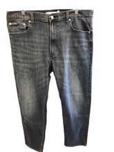 Load image into Gallery viewer, CALVIN KLEIN Size 36/30 Jeans
