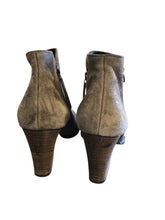 Load image into Gallery viewer, 8 PAUL GREEN Boots
