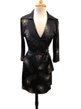 Load image into Gallery viewer, Size M TRACY NEGOSHIAN Dress
