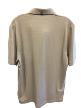 Load image into Gallery viewer, CUTTER &amp; BUCK Size S Top

