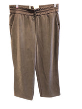 Load image into Gallery viewer, Size 6 LULULEMON Pants
