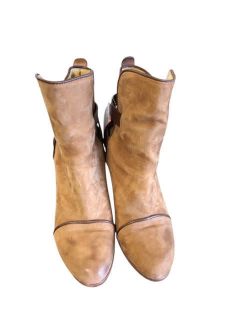 7.5 RAG&BONE Boots