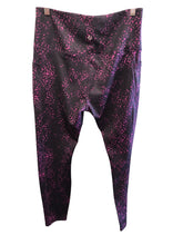 Load image into Gallery viewer, Size L LEGEND Pants
