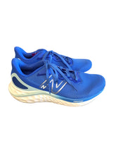 Load image into Gallery viewer, 8 NEW BALANCE Shoes
