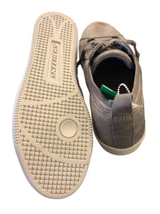 8 SKECHERS Shoes
