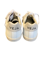 Load image into Gallery viewer, 9 VEJA Shoes
