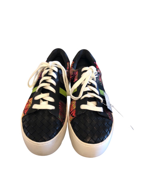 9.5 JOHNNY WAS Shoes