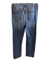 Load image into Gallery viewer, CREMIEUX Size 34/34 Jeans
