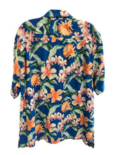Load image into Gallery viewer, TOMMY BAHAMA Size L Top
