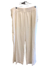 Load image into Gallery viewer, Size 2X OLD NAVY Pants
