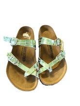Load image into Gallery viewer, 7 BIRKENSTOCK Shoes
