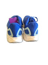 Load image into Gallery viewer, 8 NEW BALANCE Shoes

