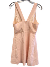 Load image into Gallery viewer, Size 6 BCBG GENERATION Dress

