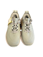 Load image into Gallery viewer, 6.5 ASICS Shoes
