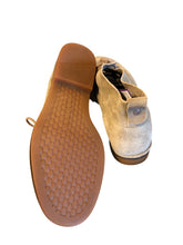 Load image into Gallery viewer, 8 HUSH PUPPIES Shoes
