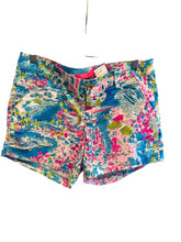 Load image into Gallery viewer, Size 4 LILLY PULITZER Shorts

