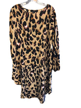 Load image into Gallery viewer, Size M ALY DALY Top
