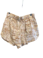 Load image into Gallery viewer, Size S LILLY PULITZER Shorts
