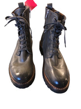 Load image into Gallery viewer, 7.5 FRYE Boots
