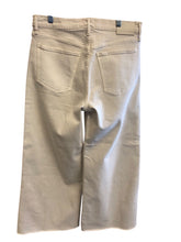 Load image into Gallery viewer, Size 10 CITIZENS OF HUMANITY Jeans
