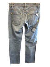 Load image into Gallery viewer, Size 2 RICH &amp; SKINNY Jeans
