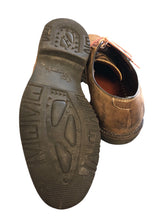 Load image into Gallery viewer, ALLEN EDMONDS 9.5 Shoes

