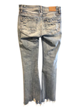 Load image into Gallery viewer, Size 0 BKE Jeans
