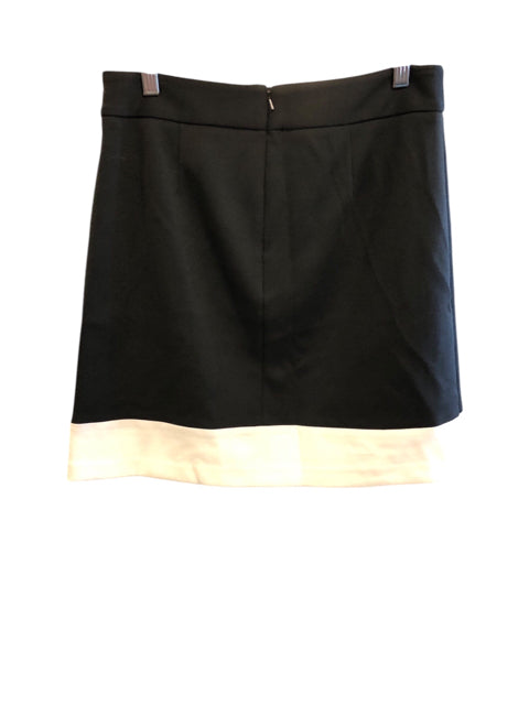 Size 6 LAUNDRY BY SHELLI SEGAL Skirt