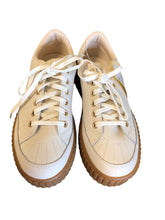 Load image into Gallery viewer, 8.5 SOREL Shoes
