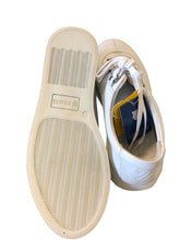 Load image into Gallery viewer, 9 KSWISS Shoes
