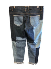 Load image into Gallery viewer, Size 8 MARK Jeans
