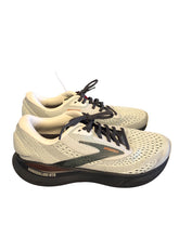 Load image into Gallery viewer, 9 BROOKS Shoes
