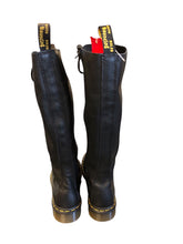 Load image into Gallery viewer, 8 DR. MARTENS Boots
