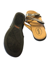 Load image into Gallery viewer, 9 TAOS Shoes
