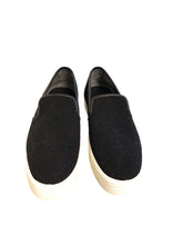 Load image into Gallery viewer, 8.5 VINCE Shoes
