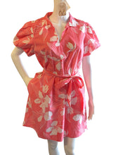 Load image into Gallery viewer, Size S TOMMY BAHAMA Dress
