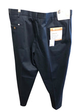 Load image into Gallery viewer, HAGGAR Size 40/30 Pants
