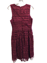 Load image into Gallery viewer, Size M LULU&#39;S Dress
