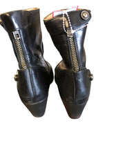 Load image into Gallery viewer, 6 FRYE Boots
