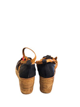 Load image into Gallery viewer, 8.5 A.S.98 Shoes
