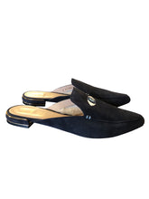Load image into Gallery viewer, 6.5 STUART WEITZMAN Shoes
